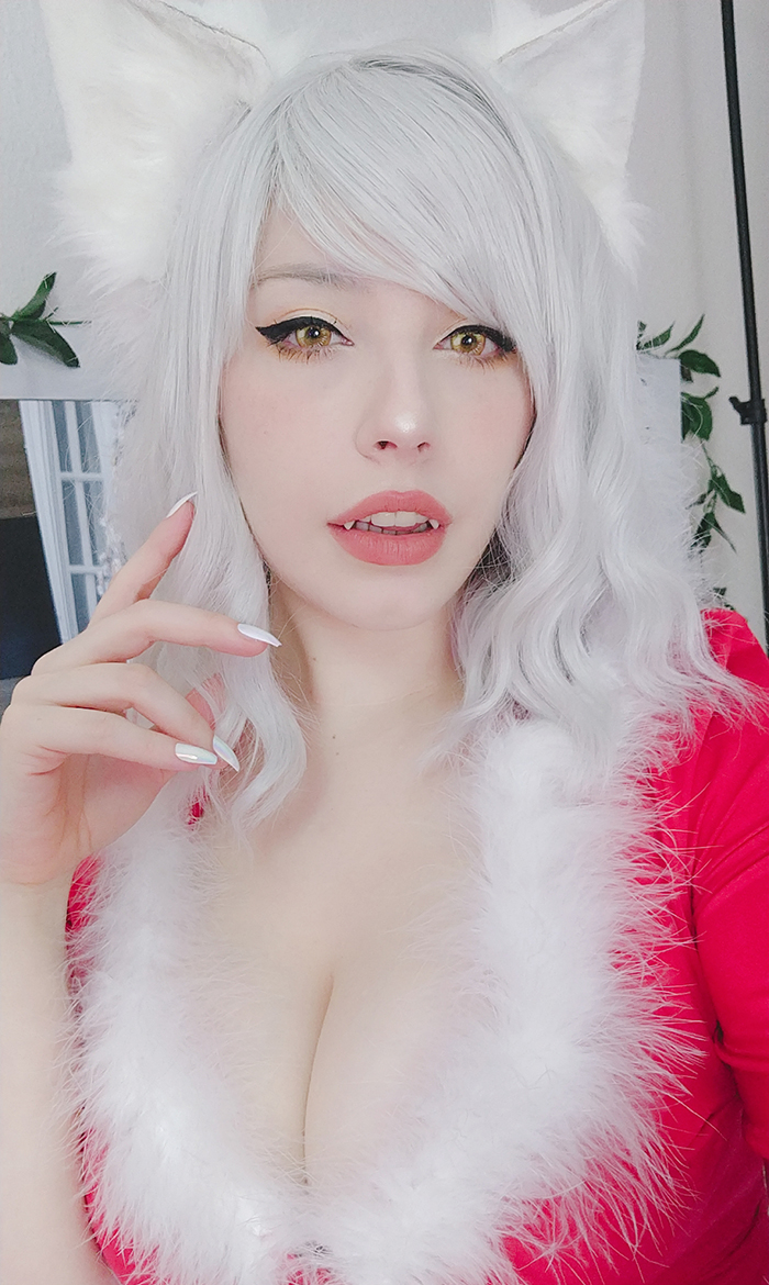 Pialoof-Christmas-Hanekawa selfie(14)